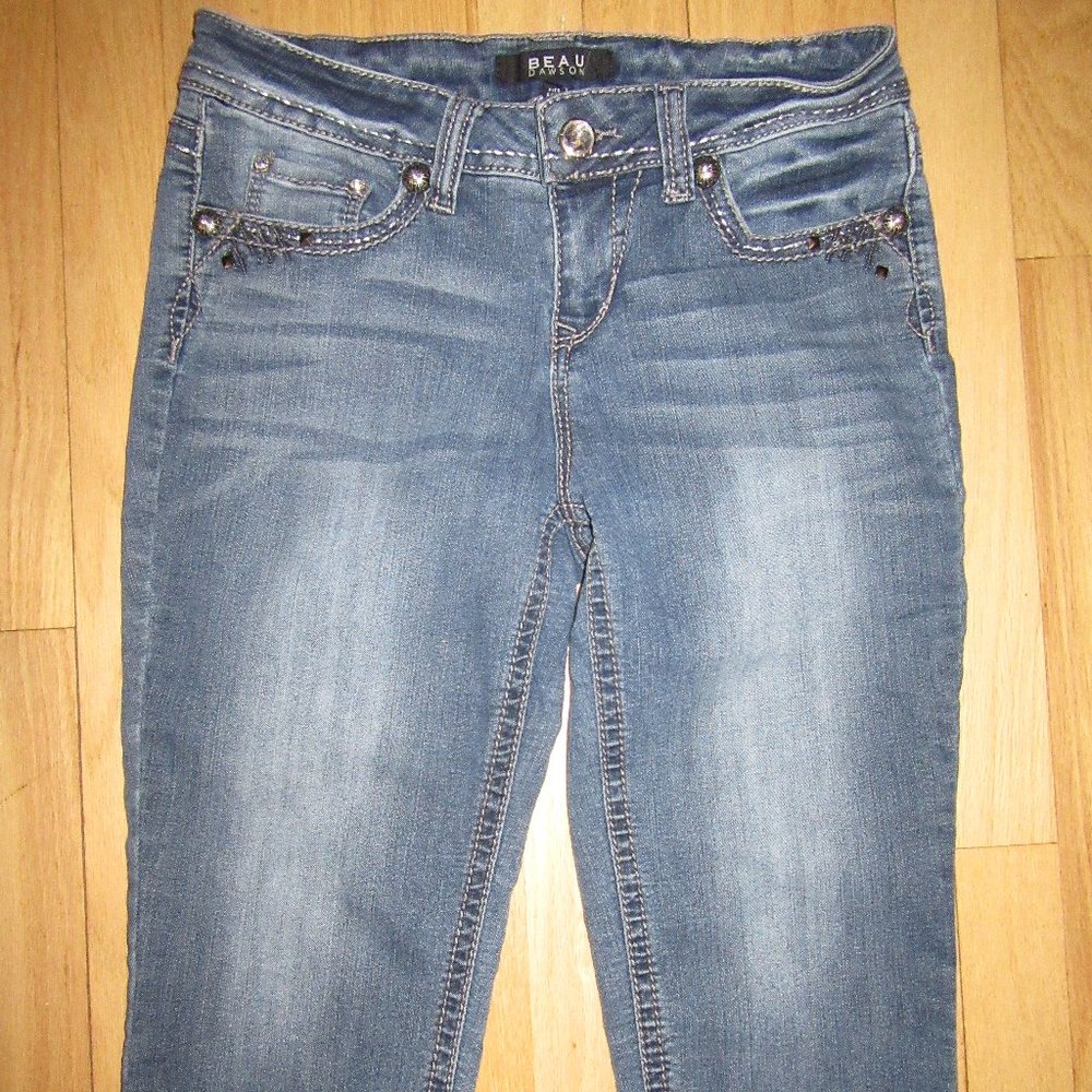 BEAU DAWSON WOMENS CAPRI JEANS/BLUE/EMBELLISHED/POCKETS/SIZE 10 PETITE!